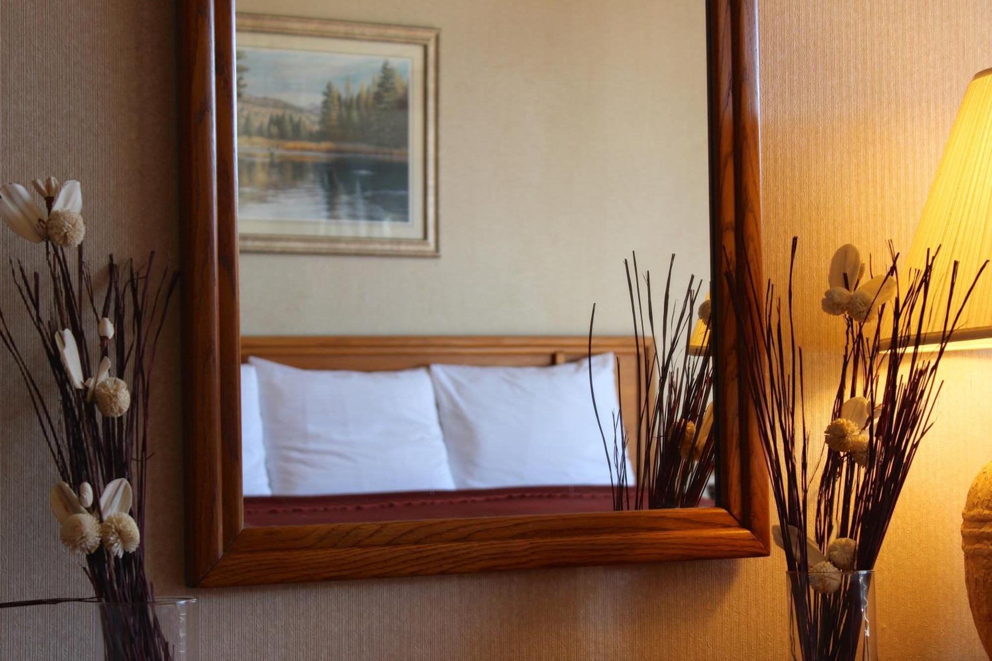 Regency Inn Richmond Dumbarton Room photo